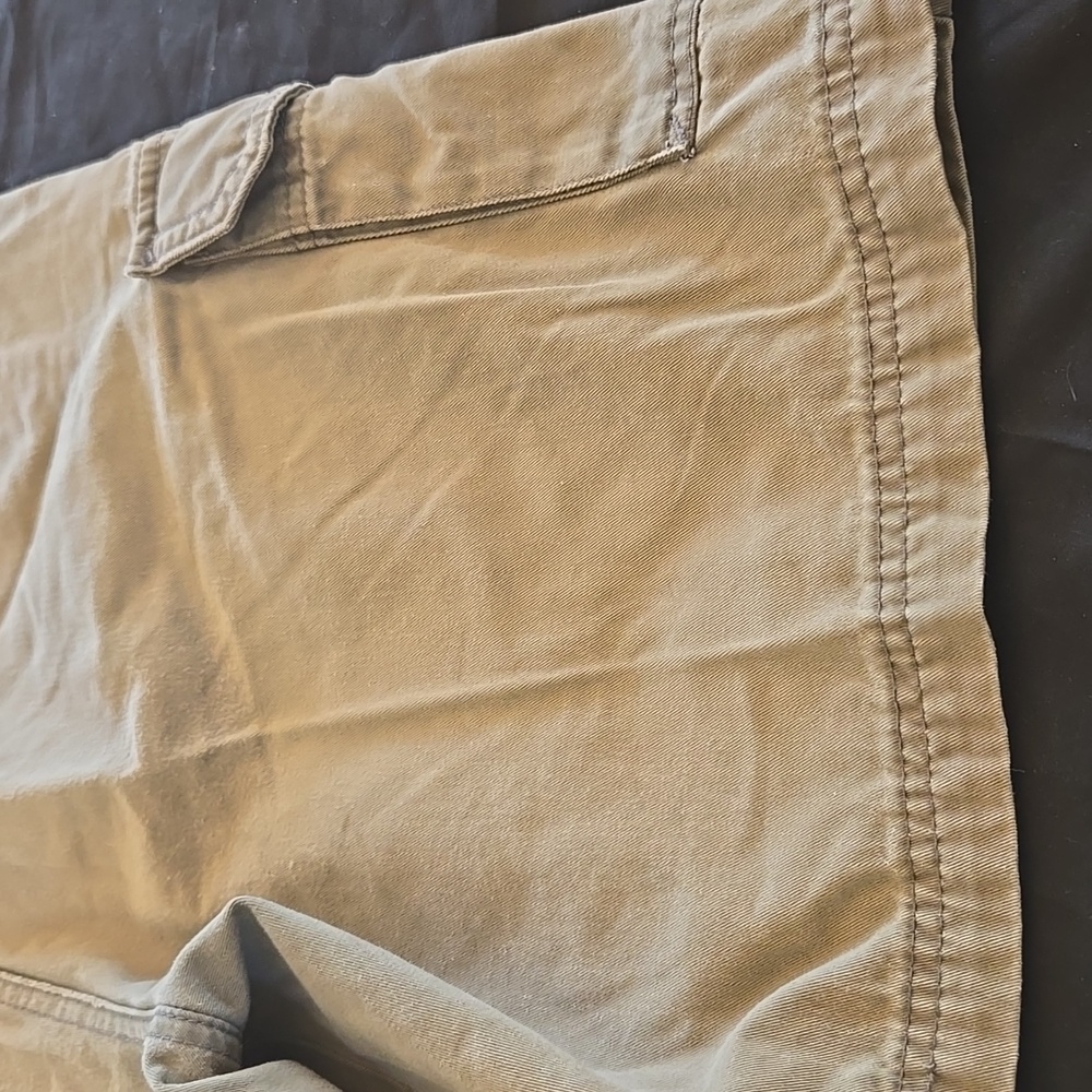 Columbia Men's Tan Shorts - Picture 5 of 12